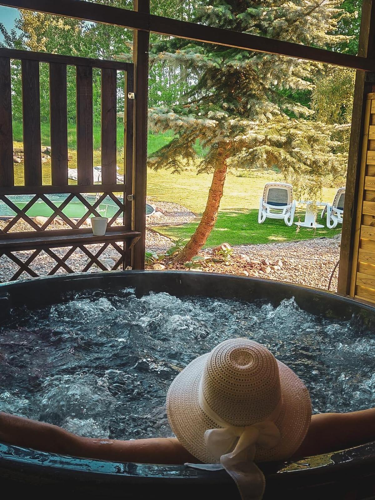 Willa Szymbark - Basen, Sauna, Balia, Jacuzzi, Dom Caloroczny W Szymbarku Exterior foto